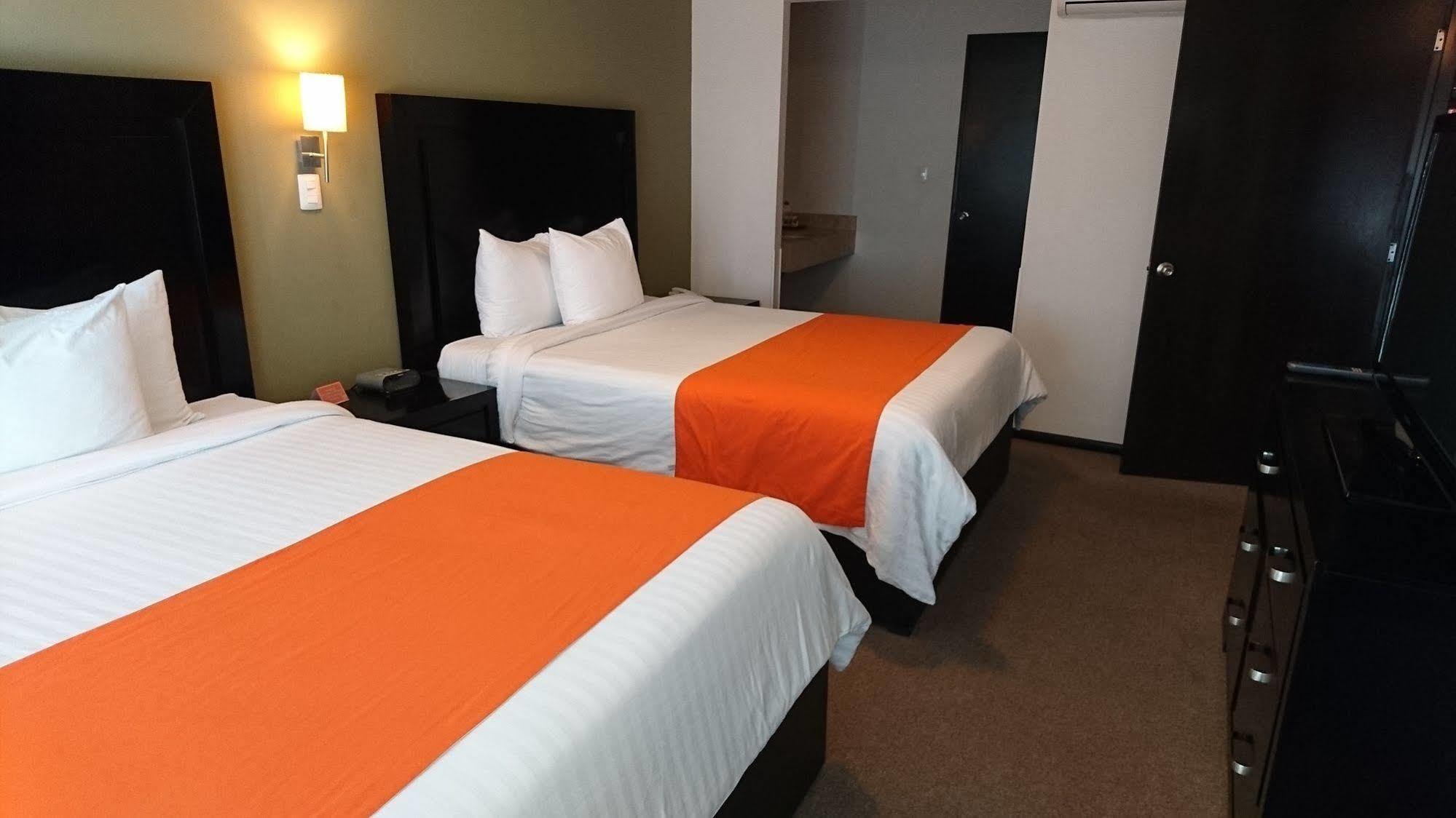 Hotel Nuvo Saltillo Eksteriør billede